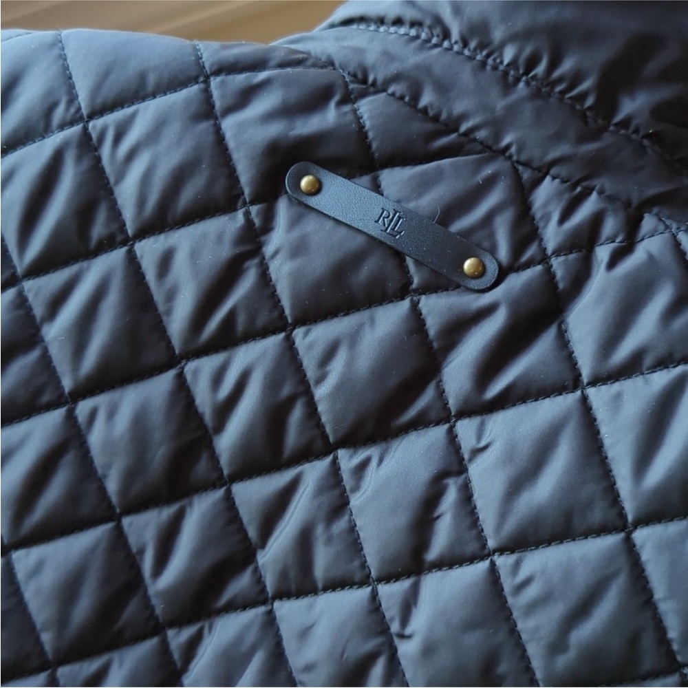Ralph Lauren Crest Patch Quilted Vest - Picture 7 of 9